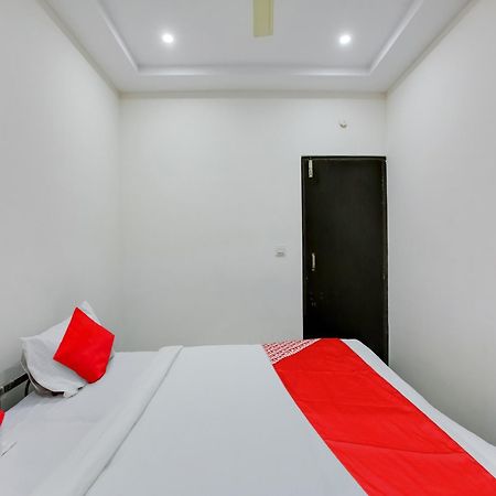 Hotel O Manjushree Boarding & Lodging Nearby Dr.Br Ambedkar Stadium Basveshwar Nagar Bangalore Esterno foto