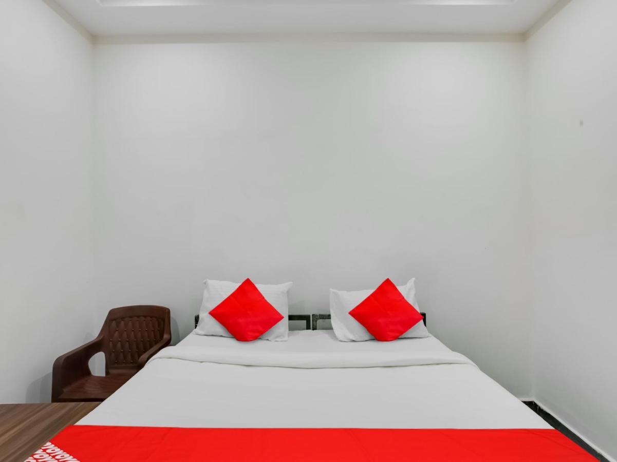 Hotel O Manjushree Boarding & Lodging Nearby Dr.Br Ambedkar Stadium Basveshwar Nagar Bangalore Esterno foto
