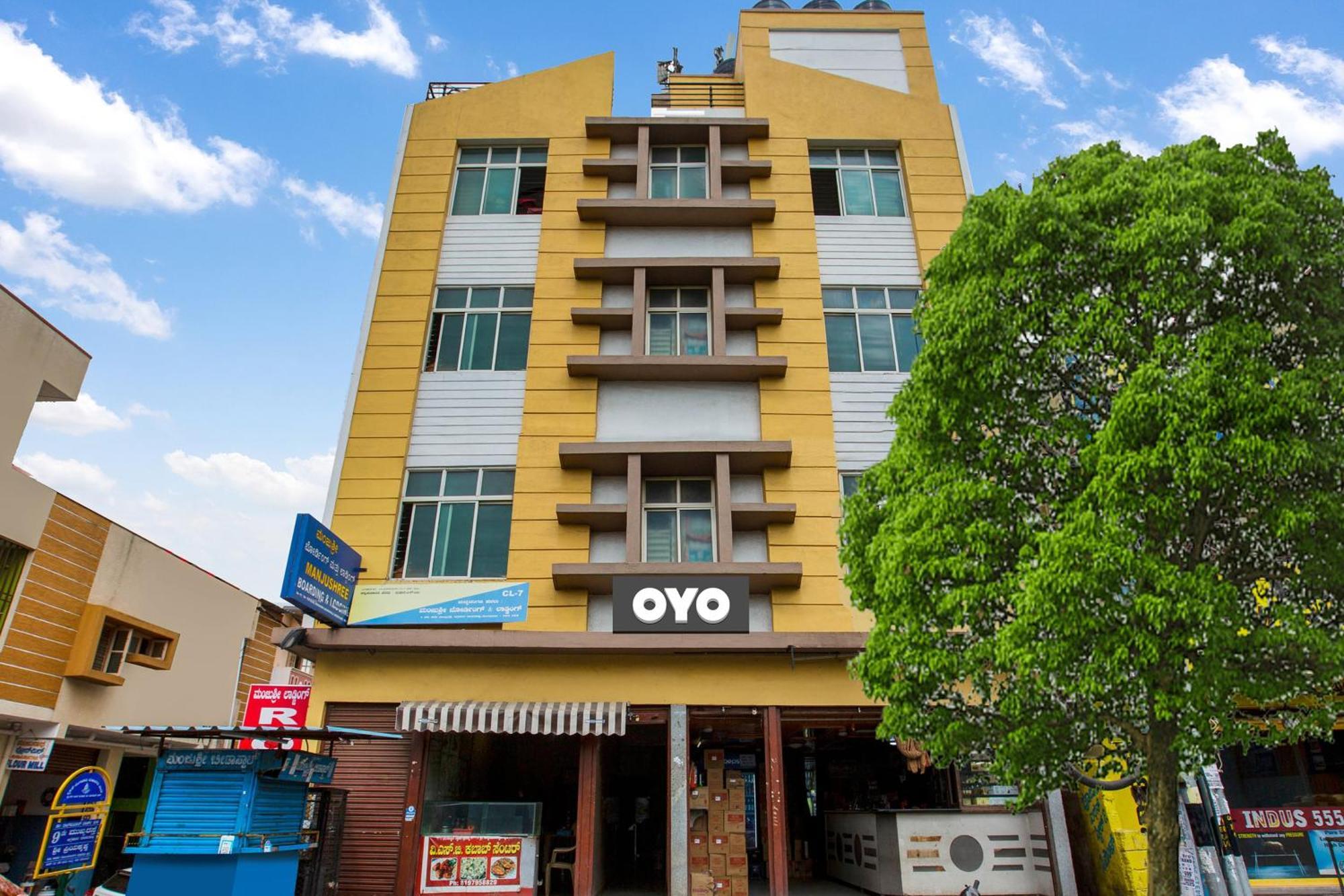 Hotel O Manjushree Boarding & Lodging Nearby Dr.Br Ambedkar Stadium Basveshwar Nagar Bangalore Esterno foto